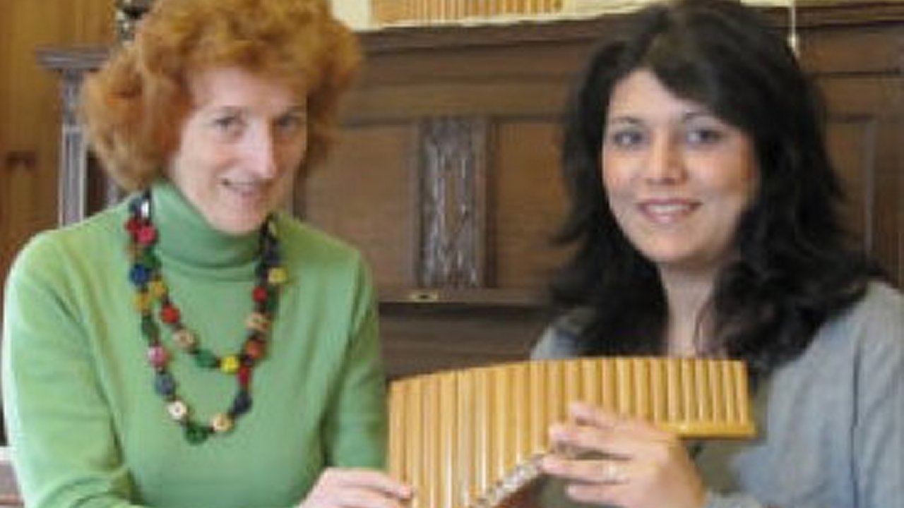 Daniela Kindilide und Katharina Roser